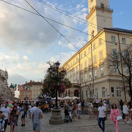 Romantic Apartment In The Сity Сenter Lviv Exterior photo